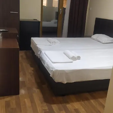 Golden Ina Ξενοδοχείο Σάνι Μπιτς