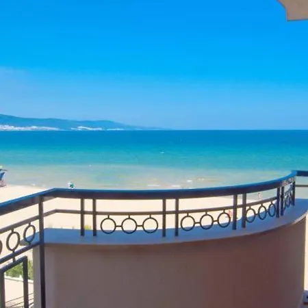 Golden Ina Hotell Slăntjev Brjag