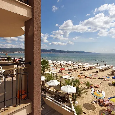 Golden Ina Hotell 4*