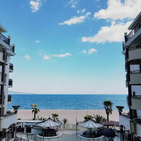 Hotell Golden Ina 4*