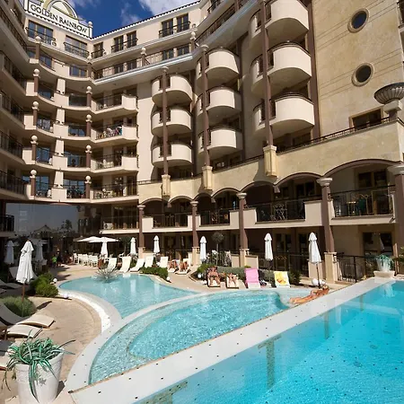 فندق Golden Ina 4*
