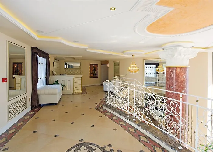 Golden Ina Sunny Beach