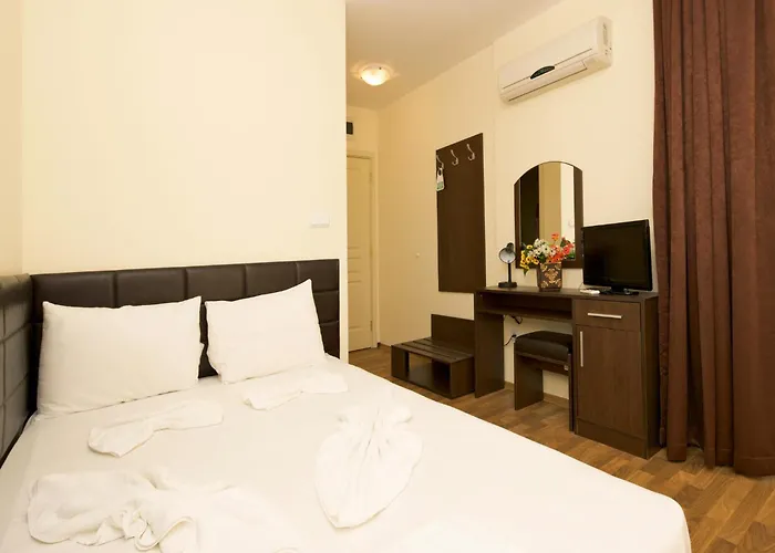 Golden Ina Otel 4*