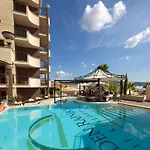 Golden Ina Hotel