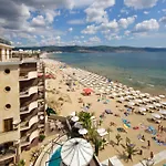 Golden Ina Hotel