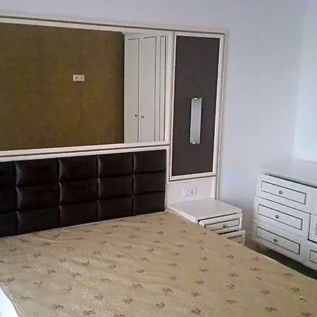Golden Ina Hotel 4*