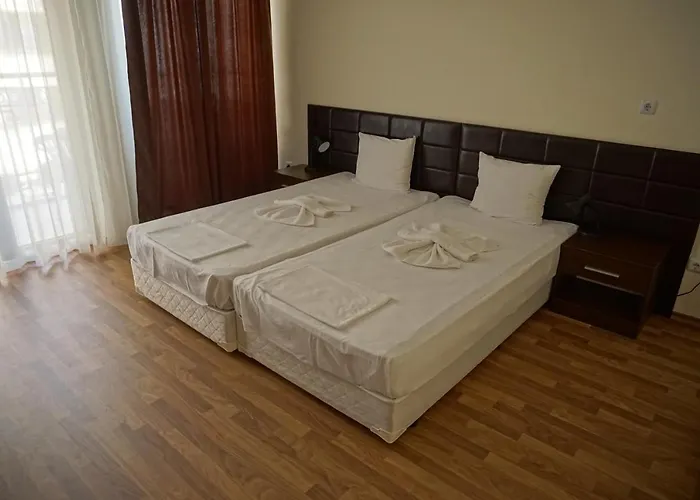 Golden Ina 4* Slăntjev Brjag