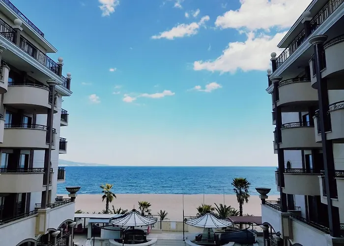 Ξενοδοχείο Golden Ina 4*